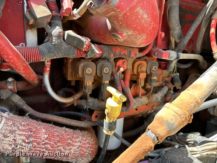 image for item DK6921 2005 International 9400i semi truck