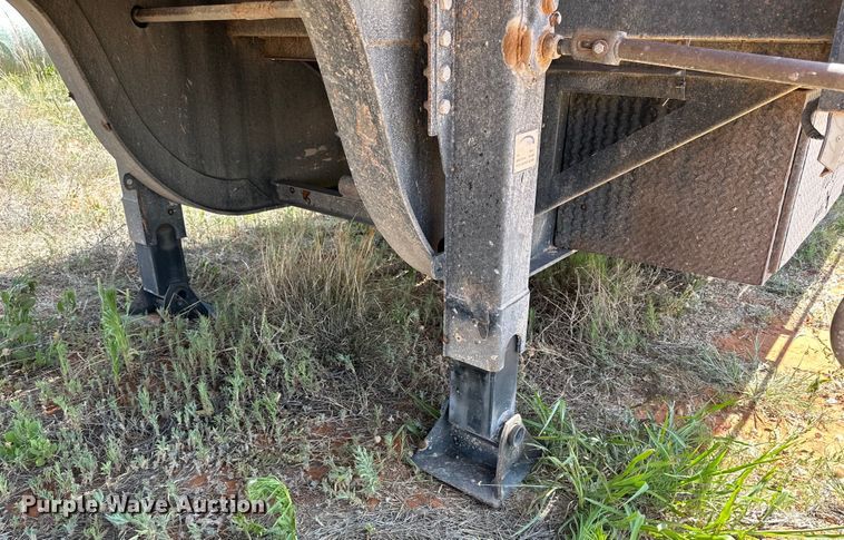 image for item DK6922 2016 Puma Cama Baja flatbed trailer