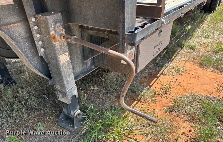 image for item DK6922 2016 Puma Cama Baja flatbed trailer