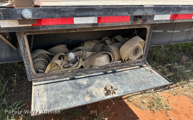 image for item DK6922 2016 Puma Cama Baja flatbed trailer