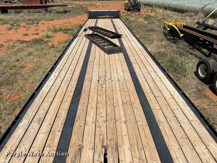 image for item DK6922 2016 Puma Cama Baja flatbed trailer