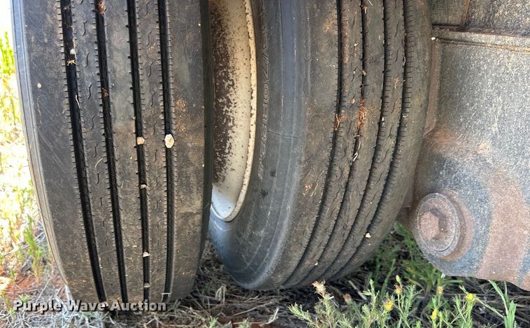 image for item DK6922 2016 Puma Cama Baja flatbed trailer