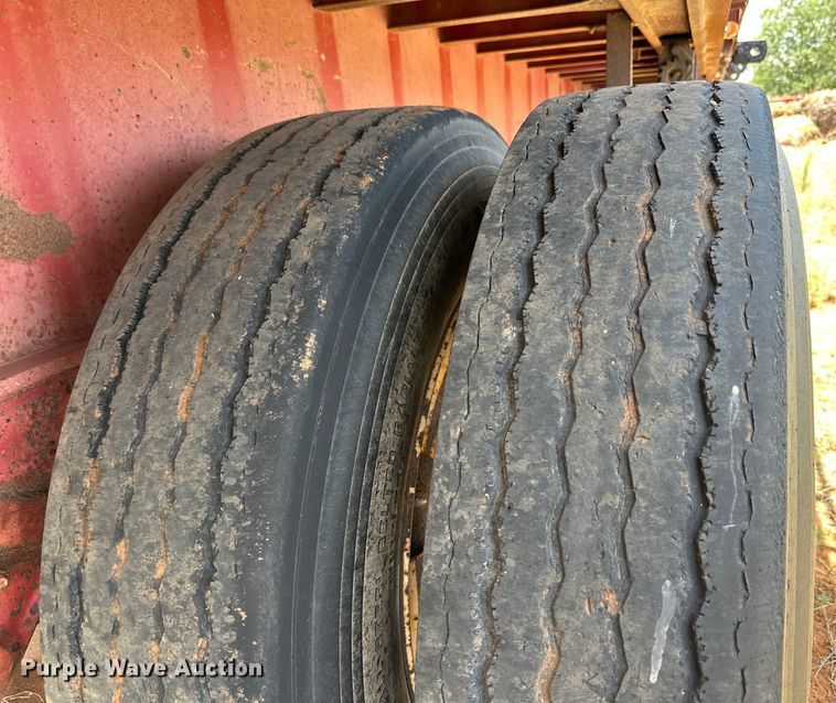 image for item DK6924 1995 Fruehauf PBA-1T2L-481 flatbed trailer