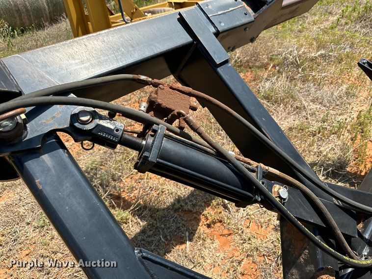 image for item DK6925 Buhler BM1500 bale mover