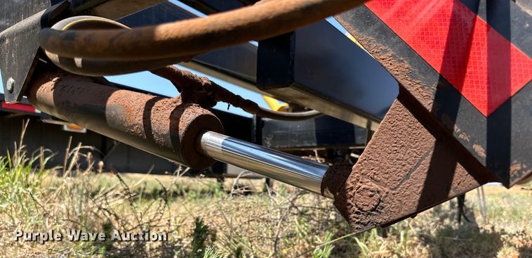 image for item DK6925 Buhler BM1500 bale mover