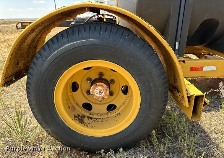 image for item DK6926 Shop built tank trailer