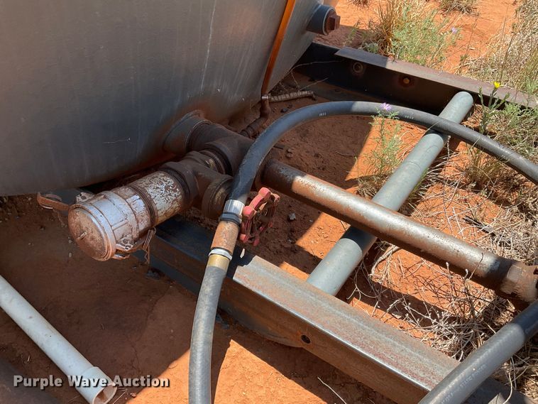 image for item DK6930 1965 National Tank Co fuel tank