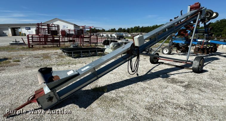 image for item DL4467 Cardinal Farm CBC10-23E conveyor