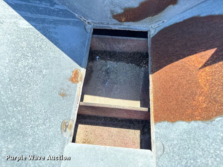 image for item DL4467 Cardinal Farm CBC10-23E conveyor