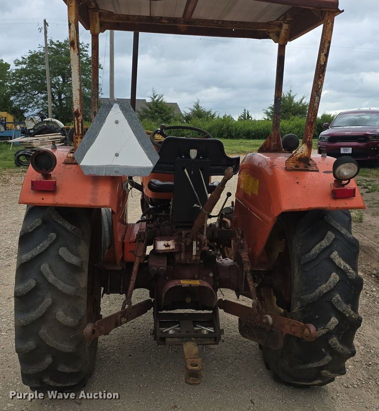 image for item DM1739 1978 Allis Chalmers  AC5040 tractor