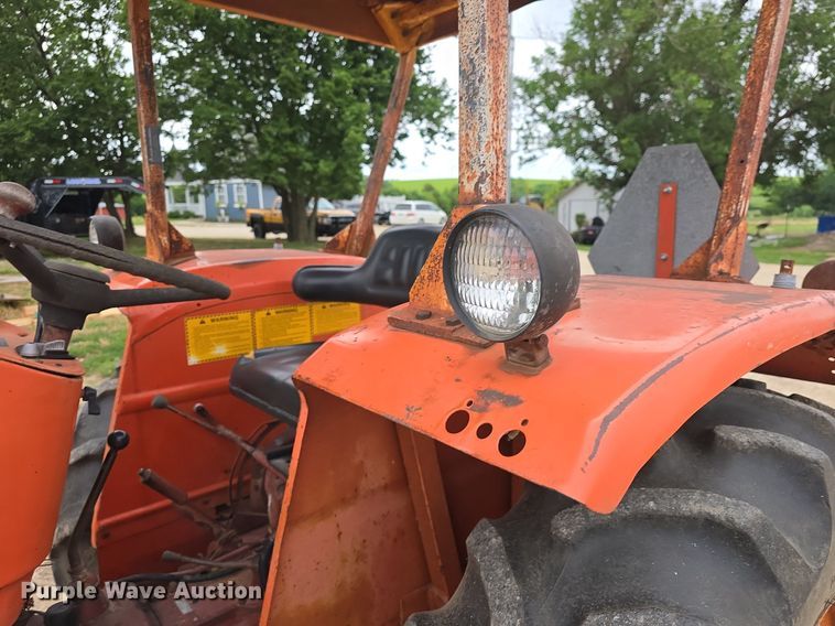 image for item DM1739 1978 Allis Chalmers  AC5040 tractor