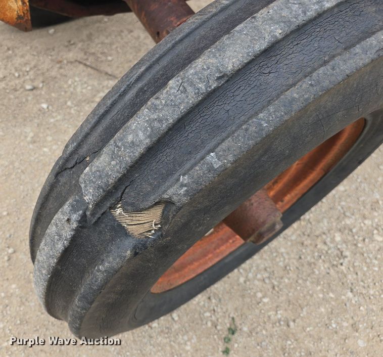 image for item DM1739 1978 Allis Chalmers  AC5040 tractor