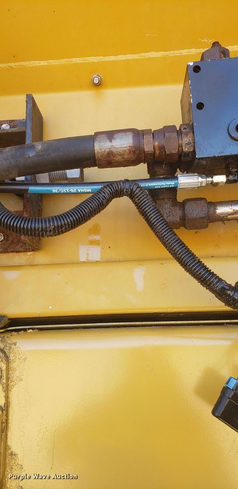 image for item DM7857 2006 RoGator 1274C spreader