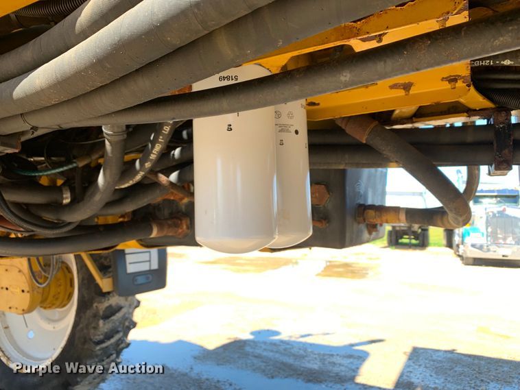 image for item DM7857 2006 RoGator 1274C spreader