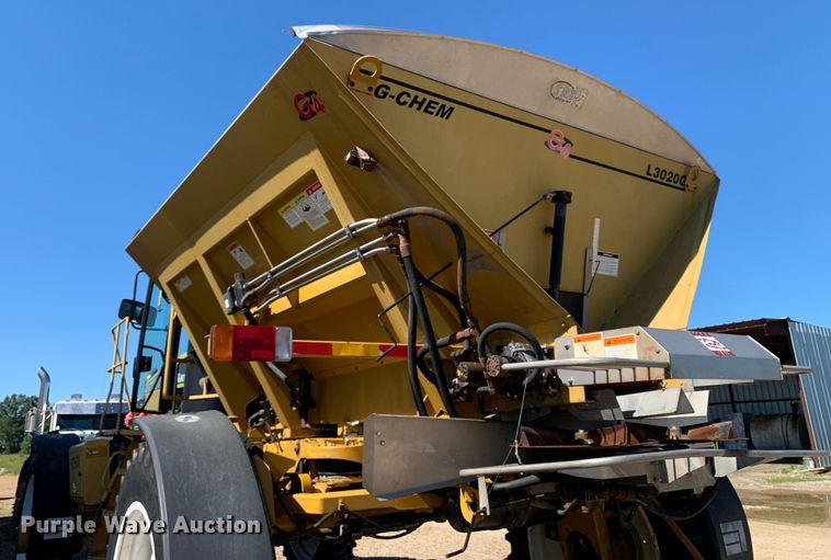 image for item DM7857 2006 RoGator 1274C spreader