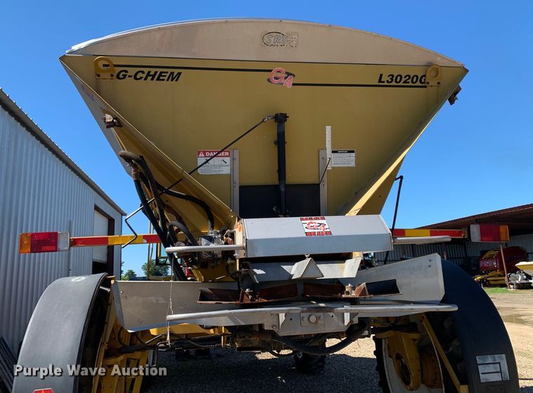 image for item DM7857 2006 RoGator 1274C spreader