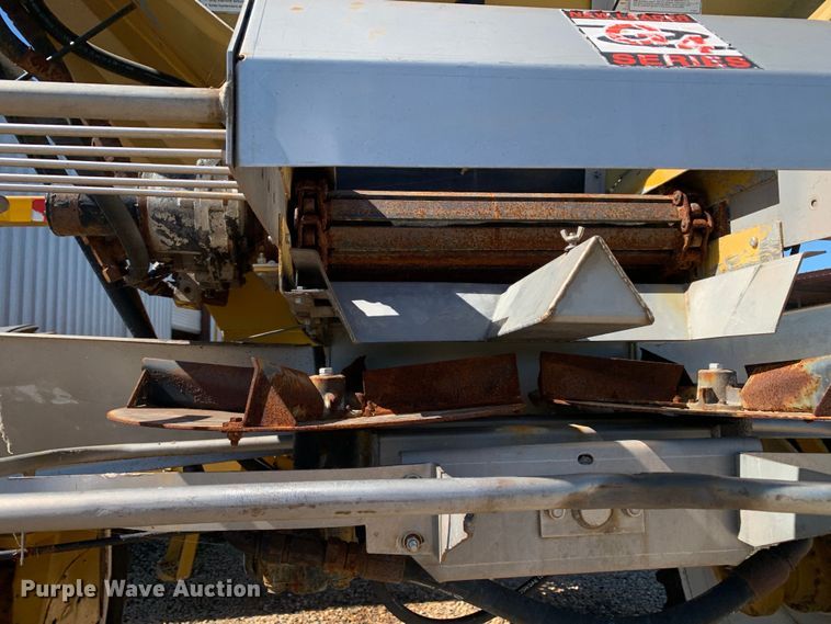 image for item DM7857 2006 RoGator 1274C spreader
