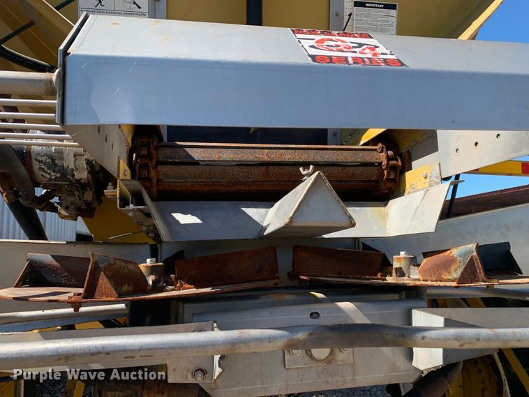 image for item DM7857 2006 RoGator 1274C spreader