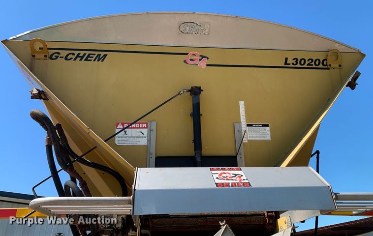 image for item DM7857 2006 RoGator 1274C spreader