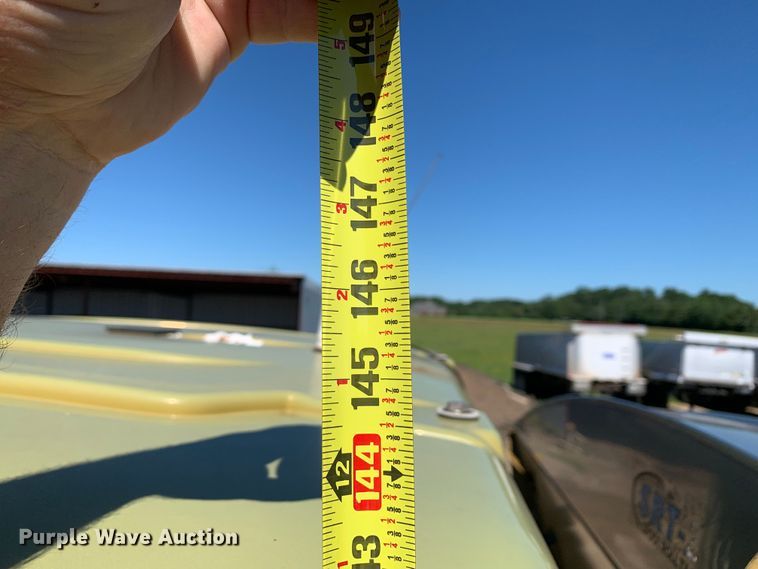 image for item DM7857 2006 RoGator 1274C spreader