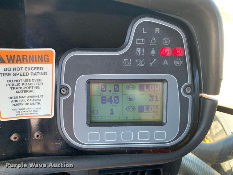 image for item DM7857 2006 RoGator 1274C spreader