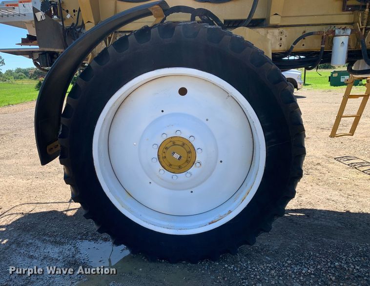 image for item DM7857 2006 RoGator 1274C spreader