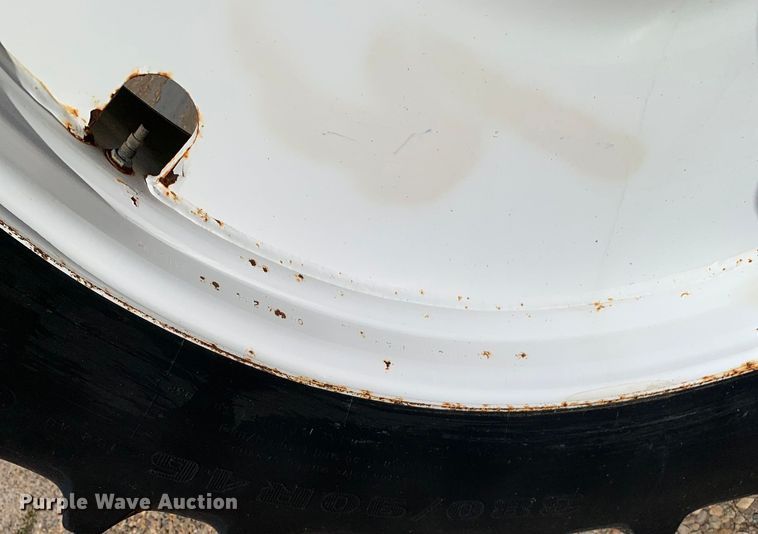 image for item DM7857 2006 RoGator 1274C spreader