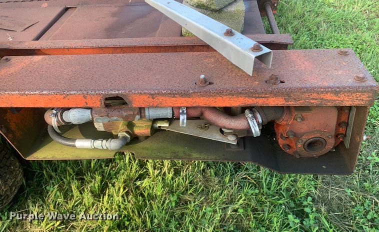 image for item DM7924 Farmhand bale accumulator