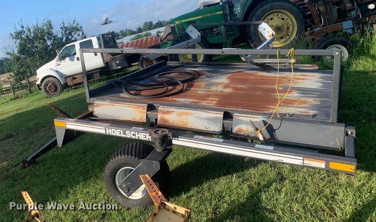 image for item DM7925 Hoelscher 1000 bale accumulator