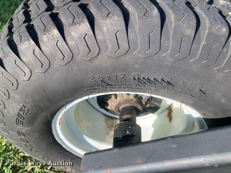 image for item DM7925 Hoelscher 1000 bale accumulator