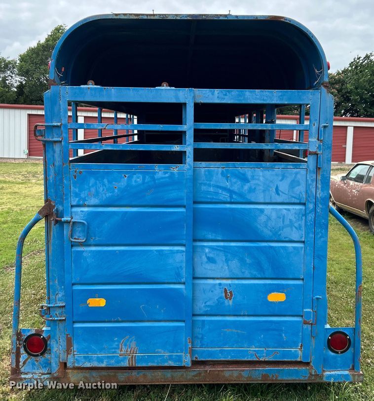 image for item DO6528 1987 W-W Trailer Mfg. livestock trailer