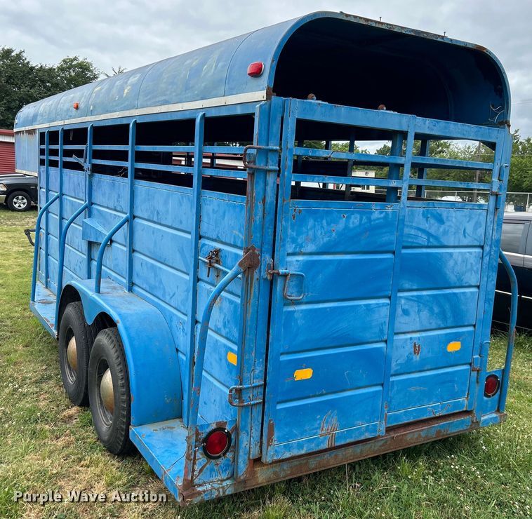 image for item DO6528 1987 W-W Trailer Mfg. livestock trailer