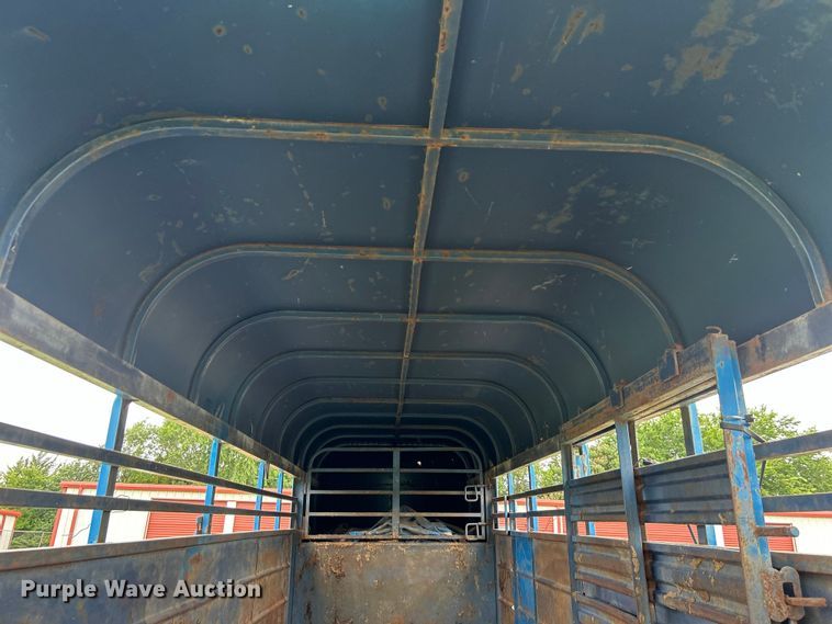 image for item DO6528 1987 W-W Trailer Mfg. livestock trailer