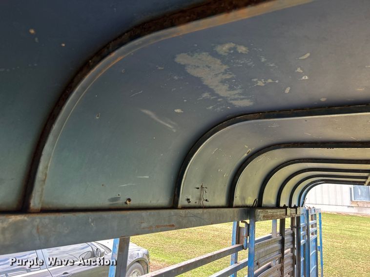 image for item DO6528 1987 W-W Trailer Mfg. livestock trailer