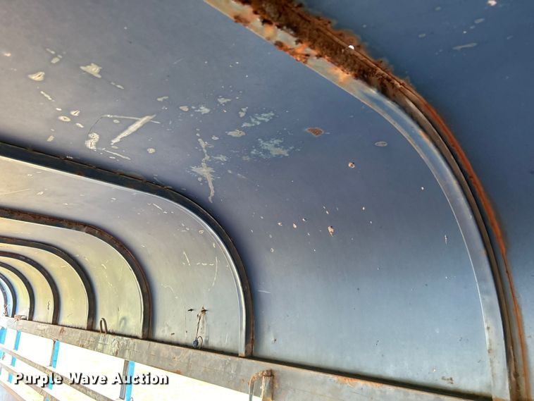 image for item DO6528 1987 W-W Trailer Mfg. livestock trailer