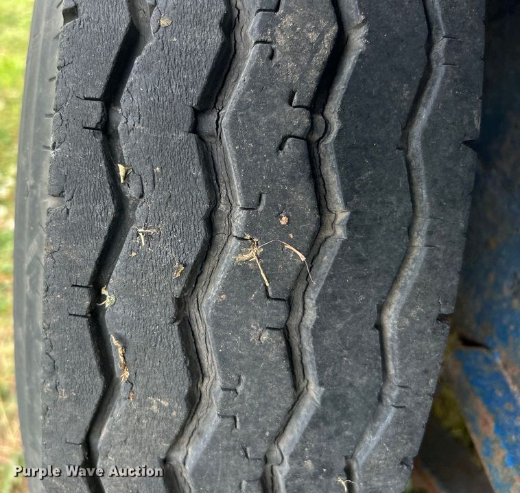 image for item DO6528 1987 W-W Trailer Mfg. livestock trailer