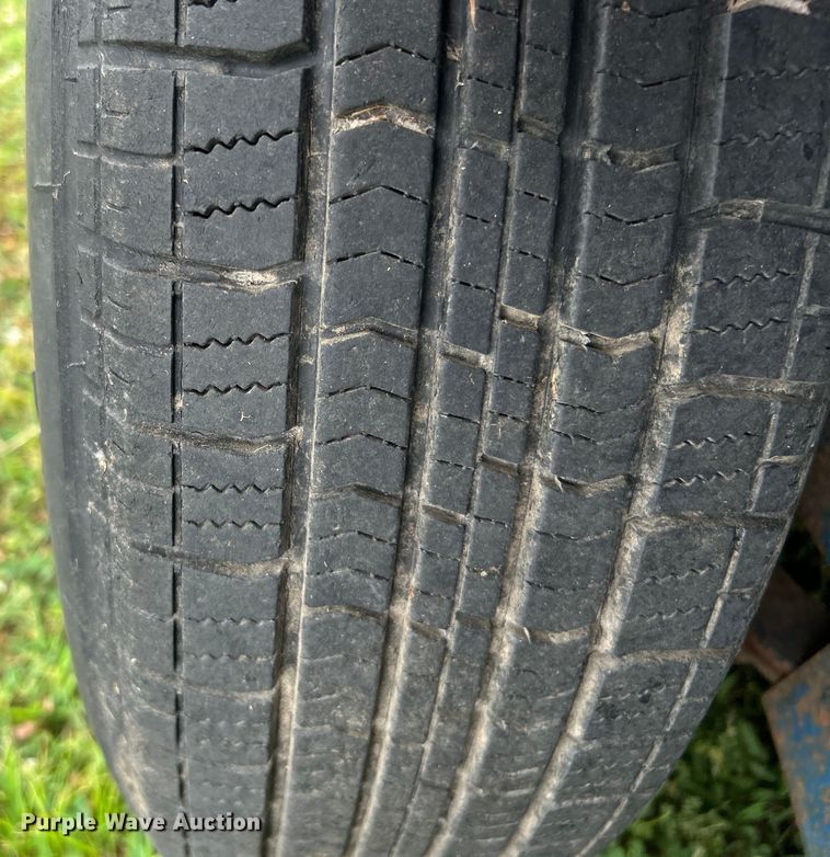 image for item DO6528 1987 W-W Trailer Mfg. livestock trailer