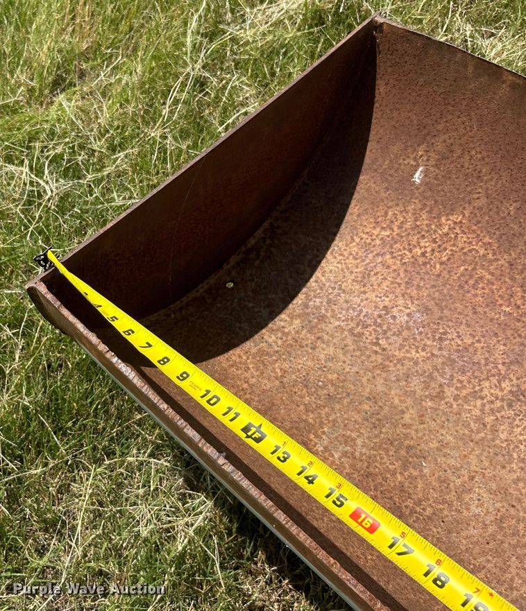 image for item DO6531 (4) bunk feeders