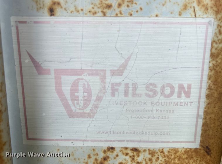 image for item DO6536 Filson  livestock squeeze chute