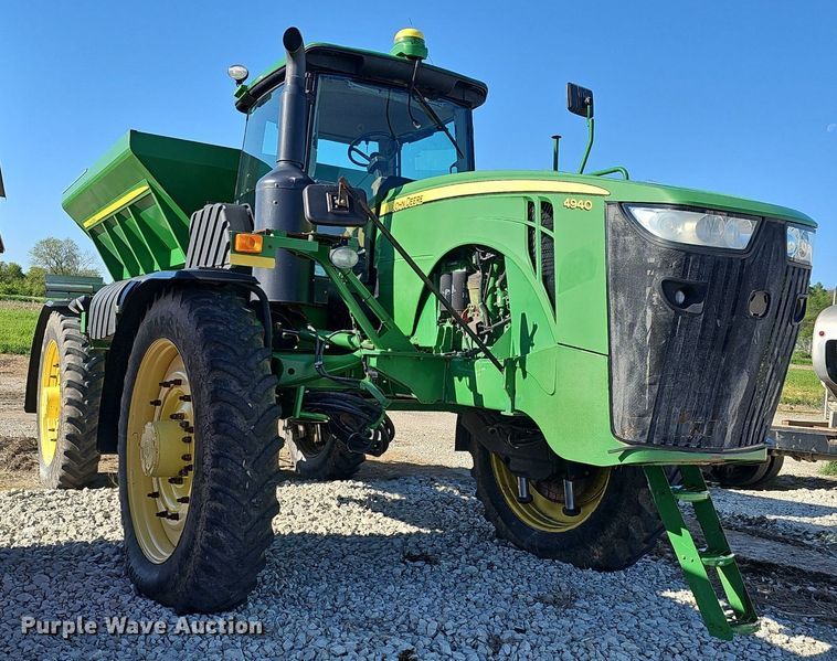 image for item DP6414 2012 John Deere 4940 spreader