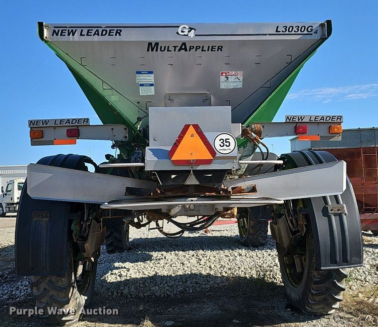 image for item DP6414 2012 John Deere 4940 spreader