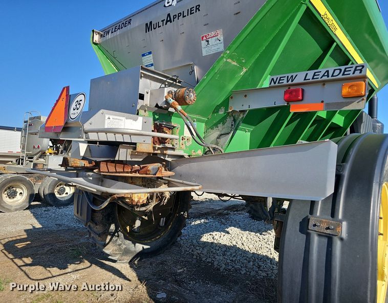 image for item DP6414 2012 John Deere 4940 spreader