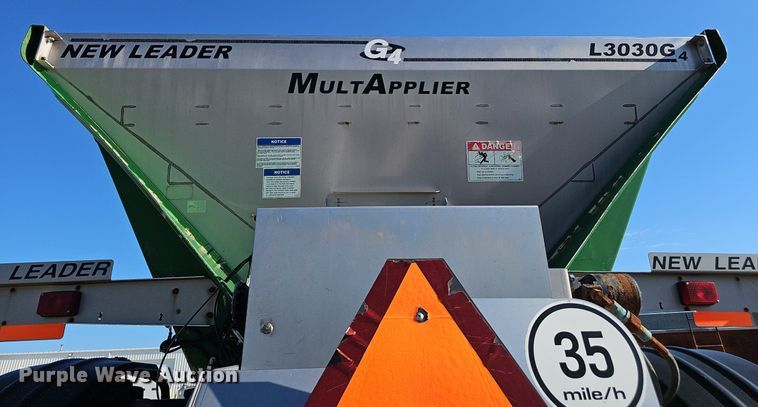 image for item DP6414 2012 John Deere 4940 spreader