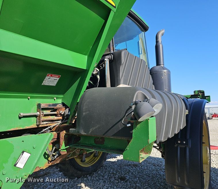 image for item DP6414 2012 John Deere 4940 spreader