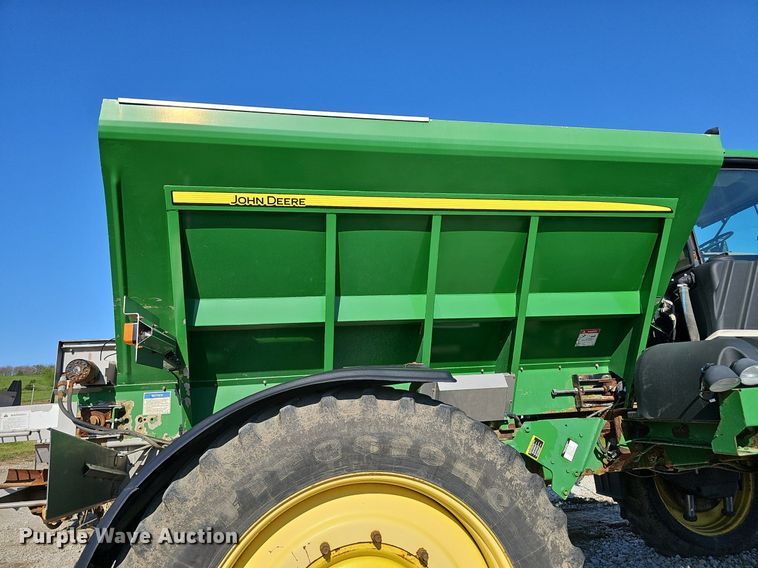 image for item DP6414 2012 John Deere 4940 spreader