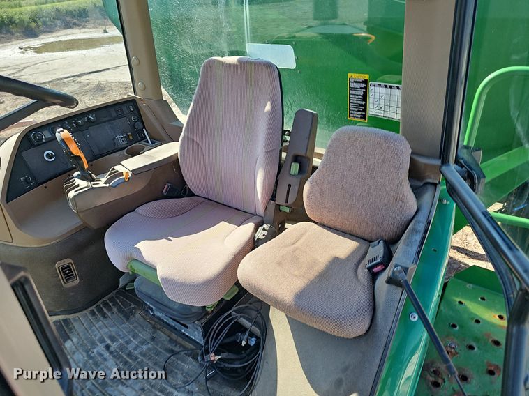 image for item DP6414 2012 John Deere 4940 spreader