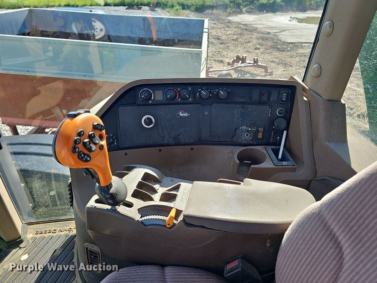 image for item DP6414 2012 John Deere 4940 spreader