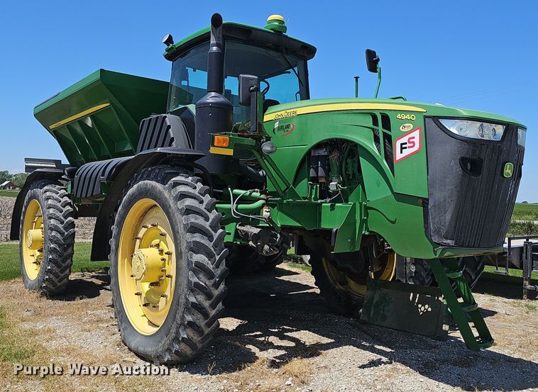 image for item DP6420 2013 John Deere 4940 spreader