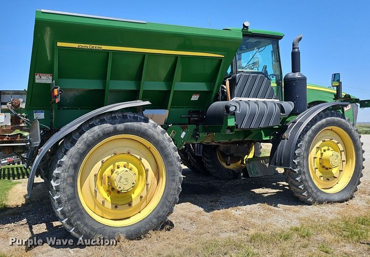 image for item DP6420 2013 John Deere 4940 spreader