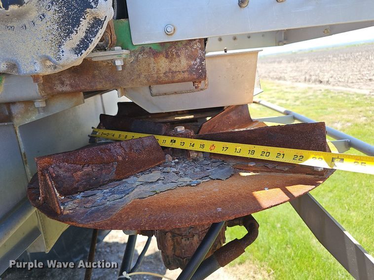 image for item DP6420 2013 John Deere 4940 spreader